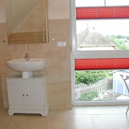 Morgenstern In Mit Kamin Und Garten * 巴贝